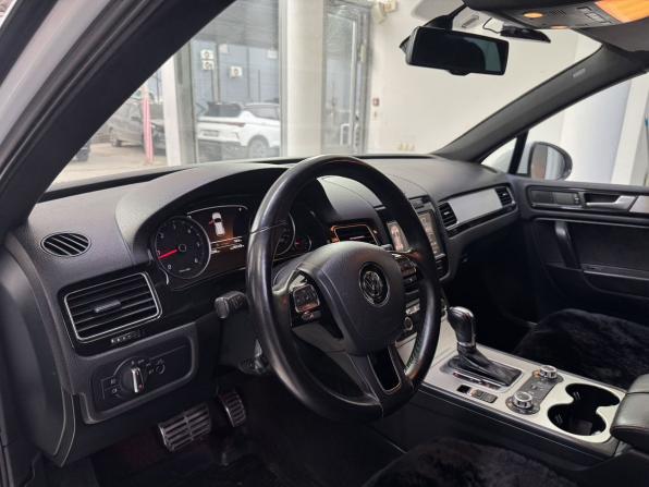 Volkswagen Touareg II с пробегом 2012 года, цена 2 130 000 рублей, 327269 км, внедорожник, Автокод Объявления