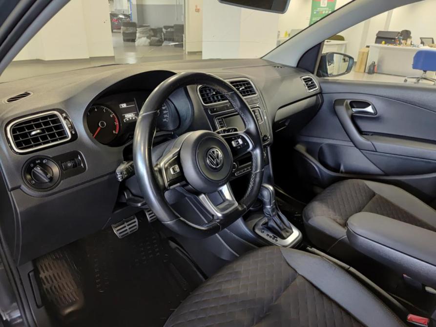 Volkswagen Polo V Рестайлинг Казань  - изображение 20