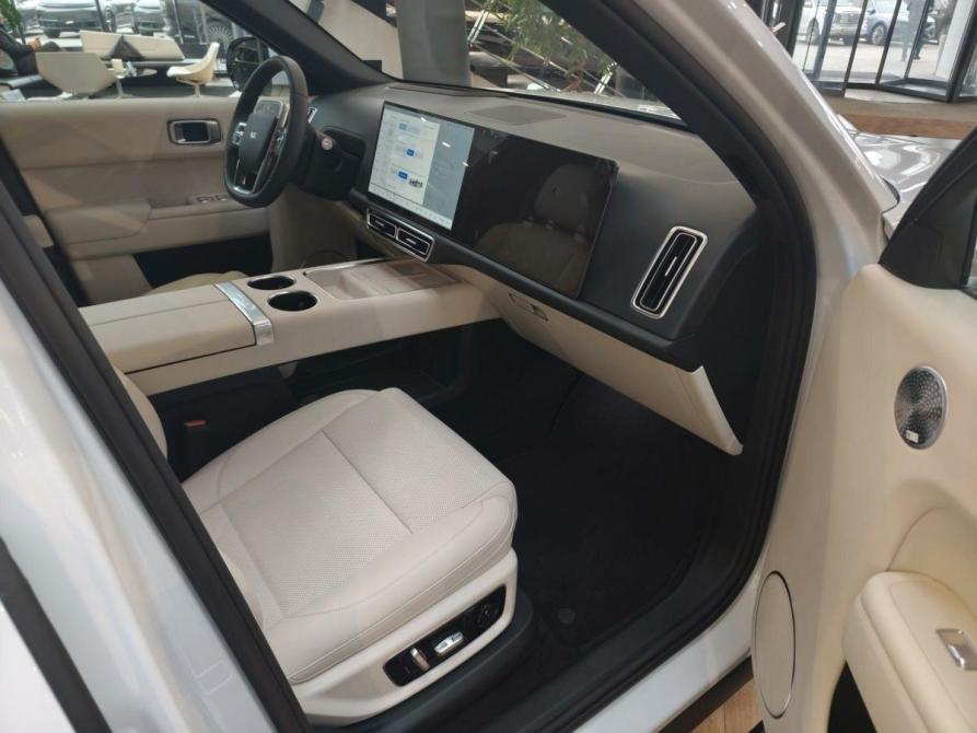 Li Auto (Lixiang) L9 I Рестайлинг Москва  - изображение 16