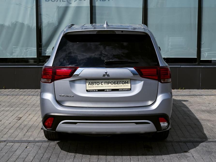 Mitsubishi Outlander III Рестайлинг 3 Екатеринбург  - изображение 4