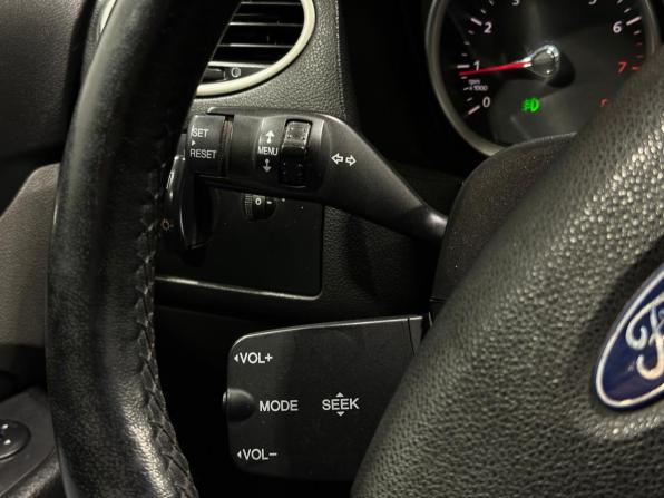 Ford Focus II Рестайлинг с пробегом 2008 года, цена 535 000 рублей, 157742 км, седан, Автокод Объявления