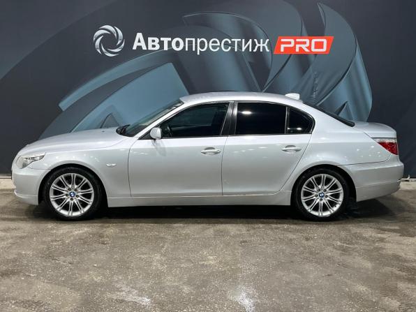 BMW 5 серии V (E60/E61) Рестайлинг с пробегом 2008 года, цена 899 000 рублей, 262182 км, седан, Автокод Объявления