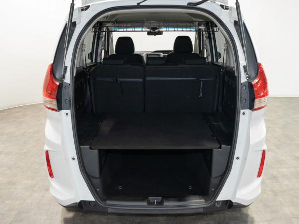 Honda Freed II с пробегом 2017 года, цена 1 315 000 рублей, 194000 км, компактвэн, Автокод Объявления