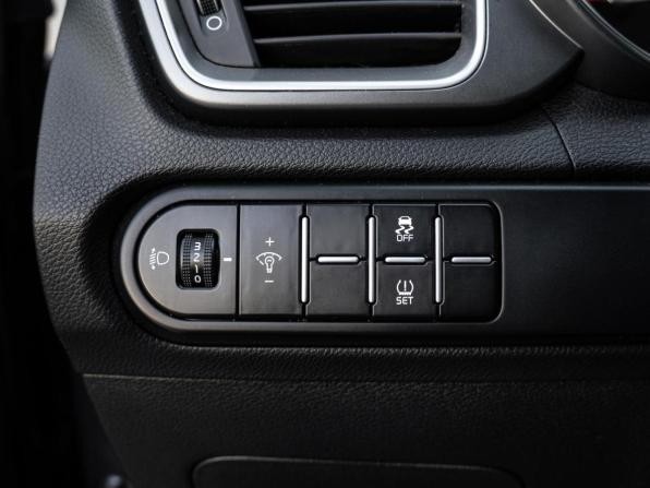 Kia Ceed III Рестайлинг с пробегом 2022 года, цена 1 925 000 рублей, 73798 км, хэтчбек, Автокод Объявления