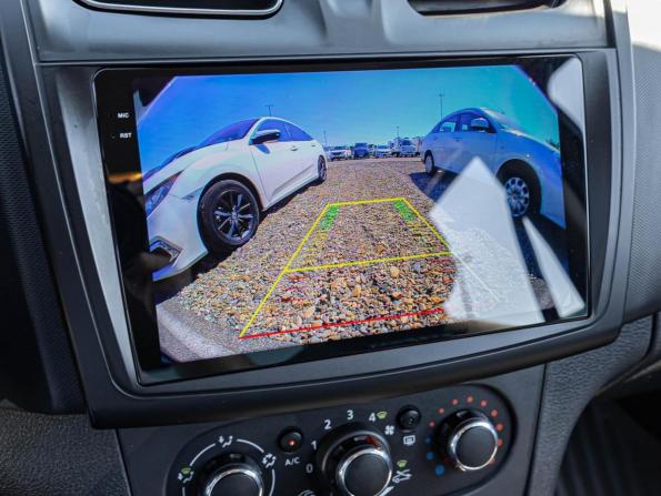Renault Sandero II Рестайлинг с пробегом 2021 года, цена 1 019 000 рублей, 103326 км, хэтчбек, Автокод Объявления