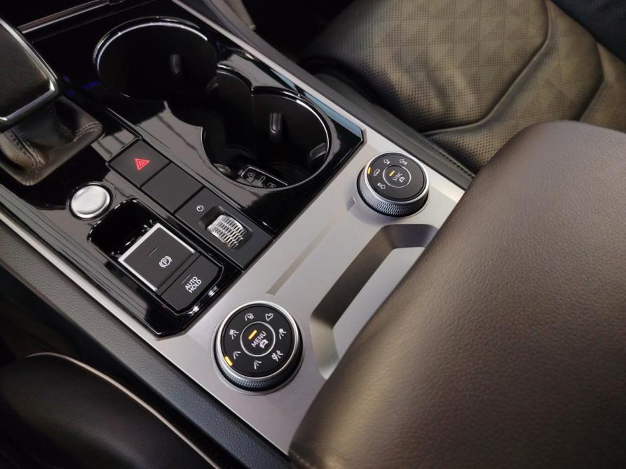 Volkswagen Touareg III Санкт-Петербург  - изображение 18