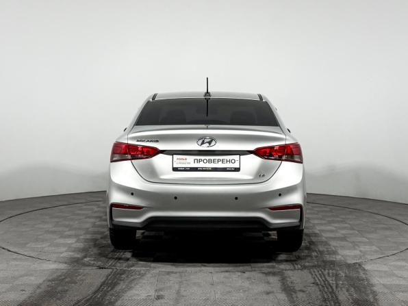Hyundai Solaris II с пробегом 2018 года, цена 1 270 000 рублей, 80248 км, седан, Автокод Объявления