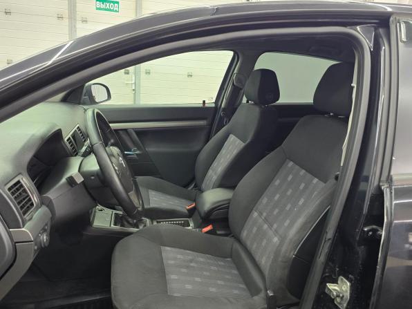 Opel Vectra C Рестайлинг с пробегом 2008 года, цена 699 000 рублей, 187217 км, седан, Автокод Объявления
