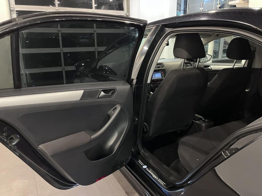 Volkswagen Jetta VI Чебоксары  - изображение 25