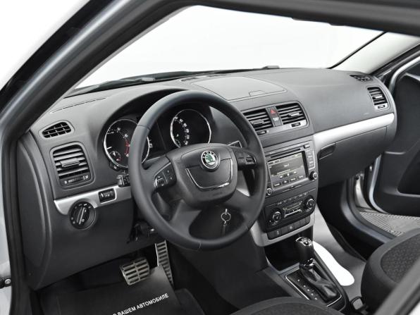 Skoda Yeti I с пробегом 2013 года, цена 849 000 рублей, 109000 км, внедорожник, Автокод Объявления