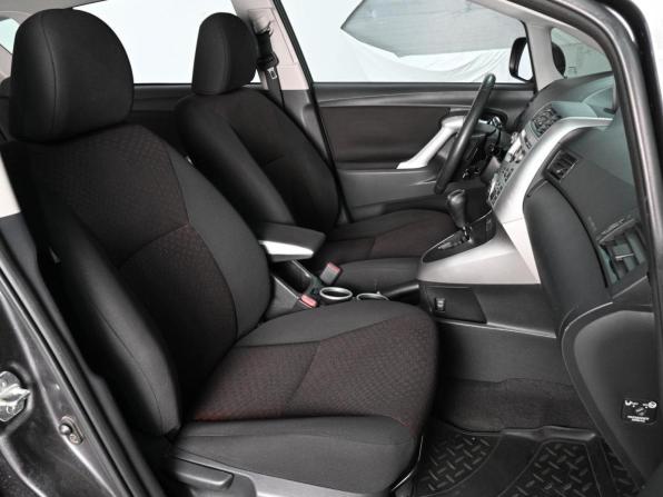 Toyota Verso I с пробегом 2011 года, цена 1 129 000 рублей, 189940 км, компактвэн, Автокод Объявления