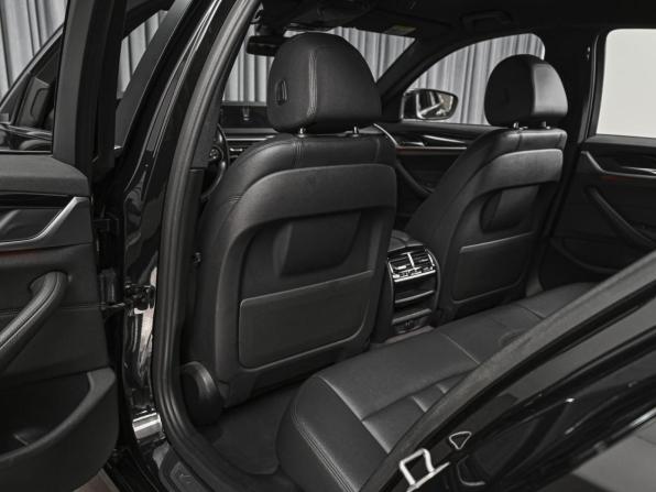 BMW 5 серии VII (G30/G31/G38) с пробегом 2017 года, цена 3 228 960 рублей, 83680 км, седан, Автокод Объявления