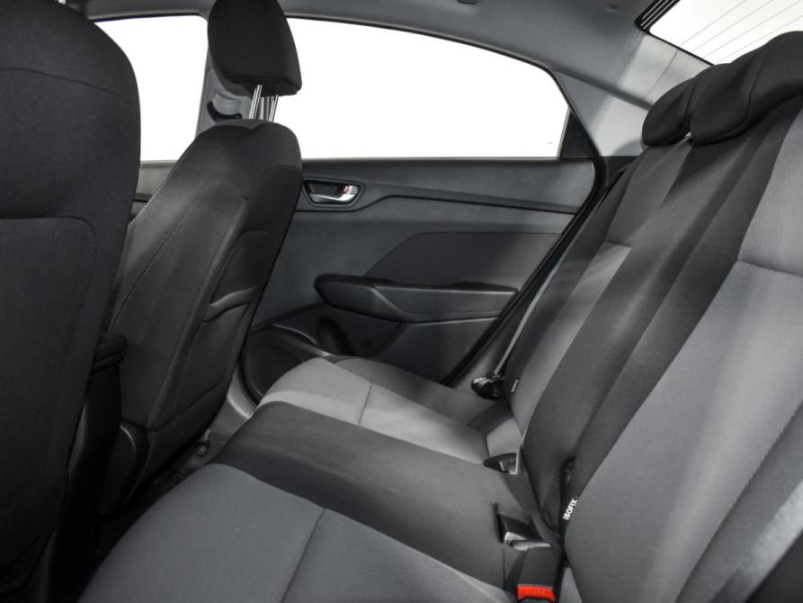 Hyundai Solaris II Санкт-Петербург  - изображение 13