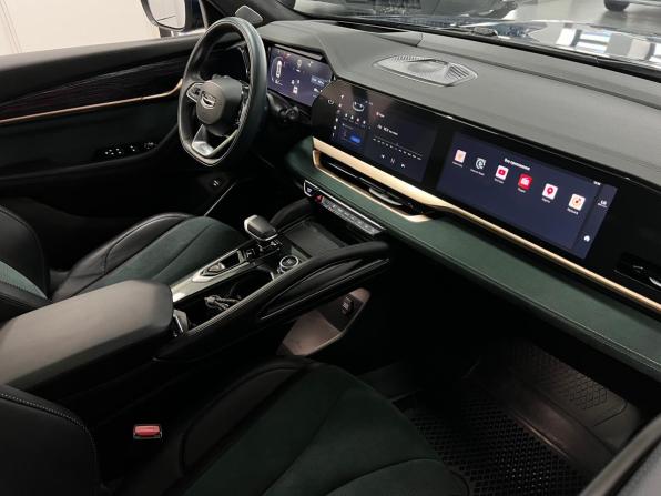Geely Monjaro I с пробегом 2023 года, цена 2 999 000 рублей, 68000 км, внедорожник, Автокод Объявления