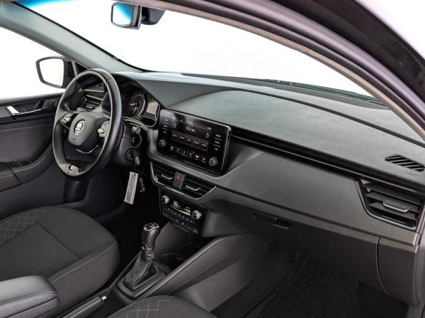 Skoda Rapid II с пробегом 2020 года, цена 1 780 000 рублей, 64745 км, лифтбек, Автокод Объявления