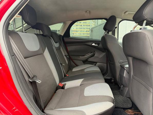 Ford Focus III с пробегом 2012 года, цена 595 000 рублей, 275238 км, хэтчбек, Автокод Объявления