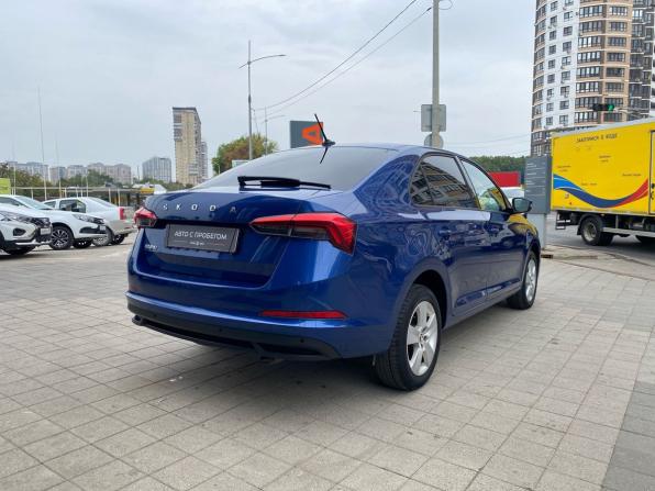Skoda Rapid II с пробегом 2021 года, цена 1 650 000 рублей, 55000 км, лифтбек, Автокод Объявления