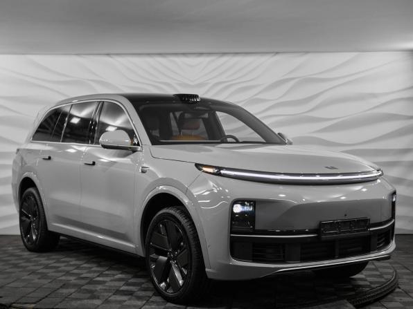 Новый Li Auto (Lixiang) L9 I Рестайлинг 2026 года, цена 12 090 000 рублей, внедорожник, Автокод Объявления