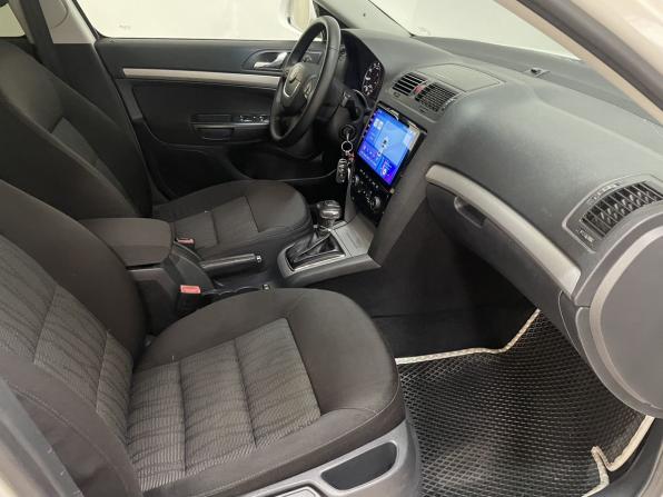 Skoda Octavia II (A5) Рестайлинг с пробегом 2012 года, цена 895 000 рублей, 137246 км, лифтбек, Автокод Объявления