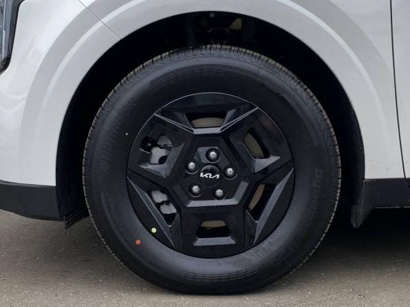 Новый Kia Carnival IV Рестайлинг 2025 года, цена 7 750 000 рублей, минивэн, Автокод Объявления