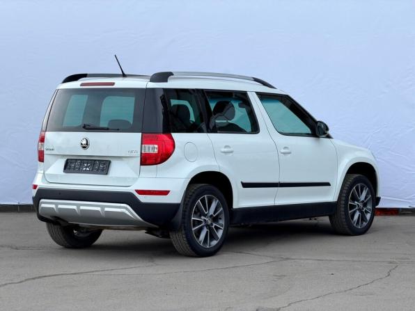 Skoda Yeti I Рестайлинг с пробегом 2016 года, цена 1 199 000 рублей, 142500 км, внедорожник, Автокод Объявления
