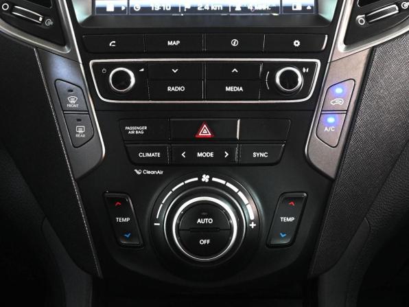 Hyundai Santa Fe III Рестайлинг с пробегом 2015 года, цена 2 499 000 рублей, 195467 км, внедорожник, Автокод Объявления
