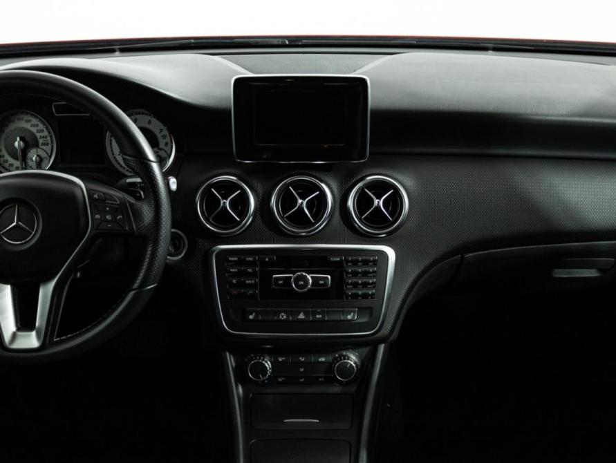 Mercedes-Benz A-Класс III (W176) Санкт-Петербург  - изображение 14