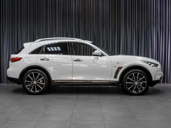 Infiniti QX70 с пробегом 2014 года, цена 2 499 000 рублей, 198699 км, внедорожник, Автокод Объявления