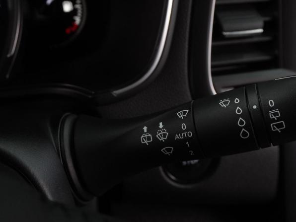 Renault Megane IV с пробегом 2018 года, цена 1 399 000 рублей, 139713 км, универсал, Автокод Объявления