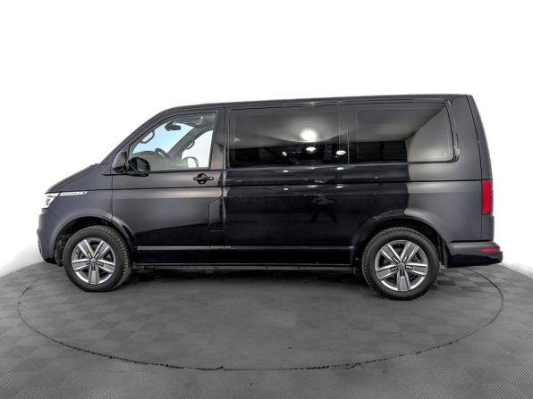Volkswagen Multivan T6 Рестайлинг с пробегом 2021 года, цена 6 250 000 рублей, 68484 км, минивэн, Автокод Объявления