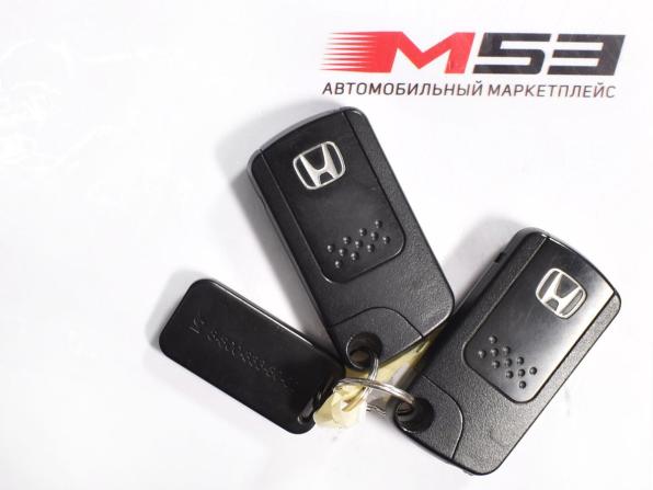Honda Freed I Рестайлинг с пробегом 2012 года, цена 949 995 рублей, 186895 км, компактвэн, Автокод Объявления