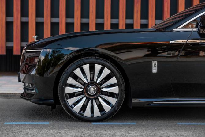 Новый Rolls-Royce Spectre 2025 года, цена 60 096 200 рублей, купе, Автокод Объявления