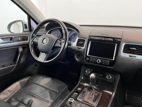 Volkswagen Touareg II с пробегом 2013 года, цена 2 350 000 рублей, 219006 км, внедорожник, Автокод Объявления