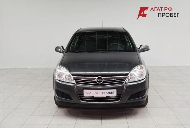 Opel Astra H Рестайлинг с пробегом 2012 года, цена 850 000 рублей, 150626 км, седан, Автокод Объявления