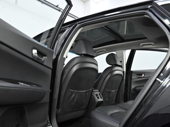 Kia K5 II с пробегом 2016 года, цена 1 949 000 рублей, 166000 км, седан, Автокод Объявления