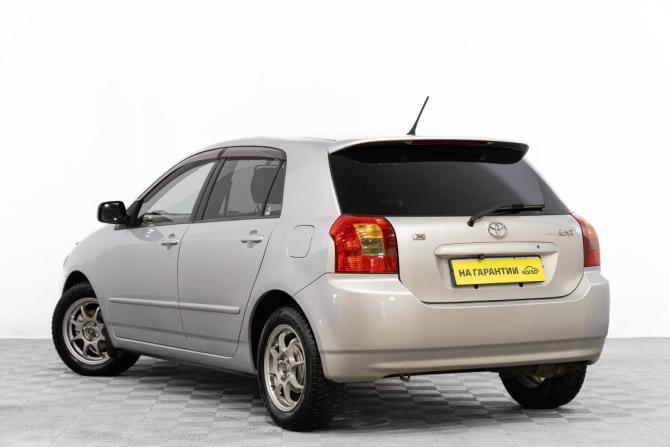 Toyota Corolla IX (E120 E130) с пробегом 2002 года, цена 569 000 рублей, 267000 км, хэтчбек, Автокод Объявления