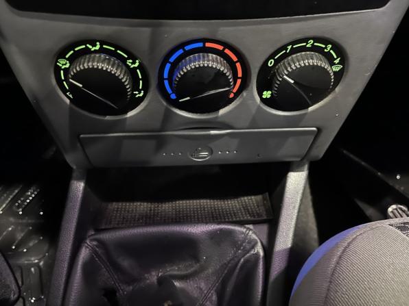 Lada (ВАЗ) Priora I с пробегом 2012 года, цена 218 000 рублей, 231505 км, хэтчбек, Автокод Объявления
