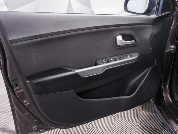 Kia Rio III Рестайлинг с пробегом 2016 года, цена 797 000 рублей, 215632 км, седан, Автокод Объявления