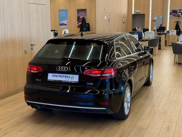 Audi A3 III (8V) Рестайлинг с пробегом 2017 года, цена 1 358 000 рублей, 234300 км, хэтчбек, Автокод Объявления