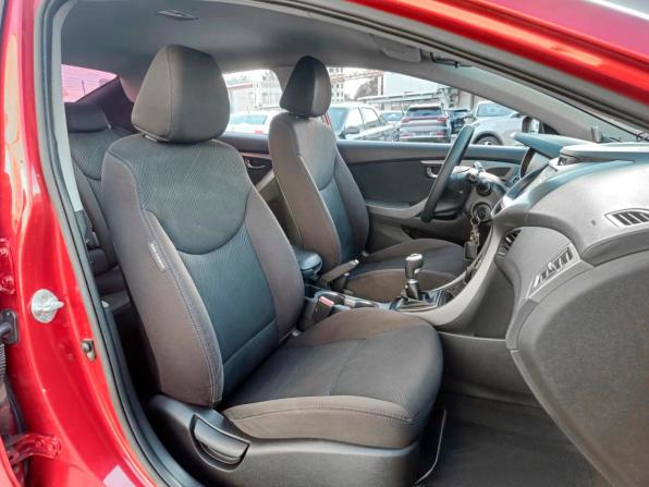 Hyundai Elantra V (MD) с пробегом 2012 года, цена 997 000 рублей, 136921 км, седан, Автокод Объявления