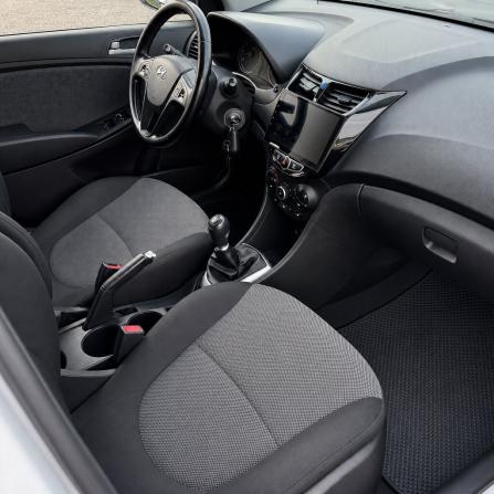 Hyundai Solaris I с пробегом 2012 года, цена 590 000 рублей, 222256 км, седан, Автокод Объявления
