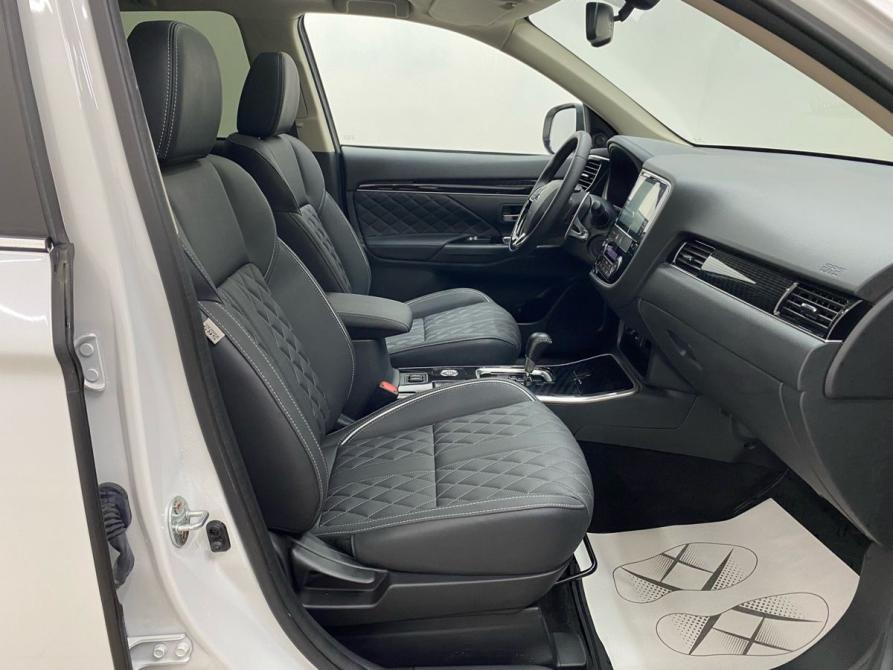 Mitsubishi Outlander III Рестайлинг 3 Энгельс  - изображение 36