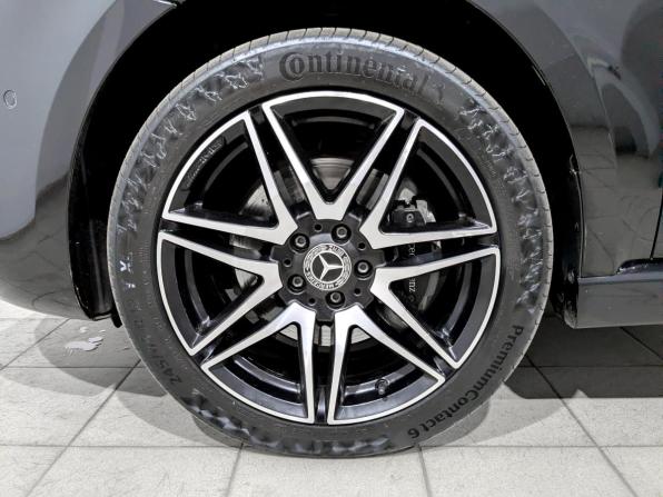 Mercedes-Benz V-Класс III (W447) Рестайлинг с пробегом 2023 года, цена 10 250 000 рублей, 40320 км, минивэн, Автокод Объявления