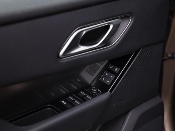 Land Rover Range Rover Velar I с пробегом 2018 года, цена 3 849 000 рублей, 104874 км, внедорожник, Автокод Объявления