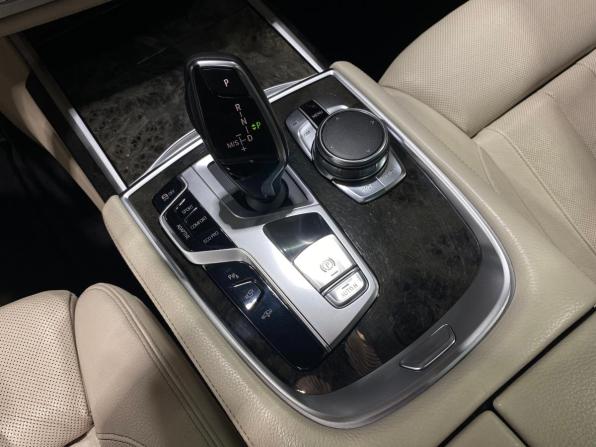 BMW 7 серии VI (G11/G12) с пробегом 2016 года, цена 3 449 000 рублей, 156961 км, седан, Автокод Объявления