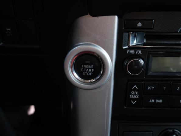 Toyota Land Cruiser Prado 150 Series с пробегом 2013 года, цена 2 860 000 рублей, 218447 км, внедорожник, Автокод Объявления