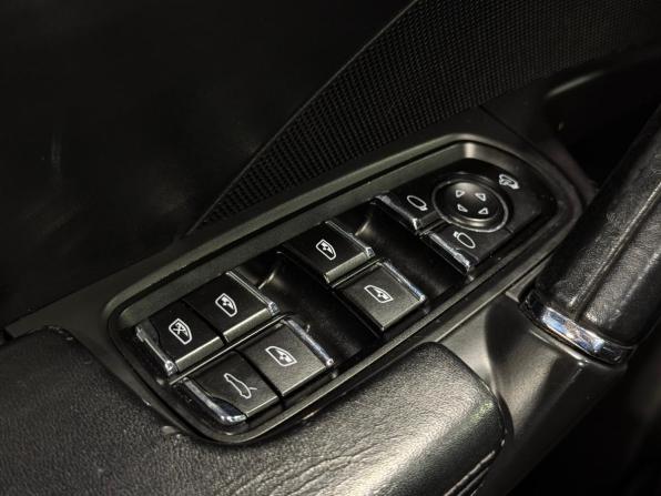 Porsche Cayenne II (958) с пробегом 2011 года, цена 2 115 000 рублей, 242610 км, внедорожник, Автокод Объявления
