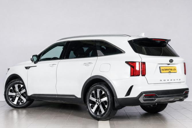Kia Sorento IV с пробегом 2021 года, цена 3 599 000 рублей, 171000 км, внедорожник, Автокод Объявления