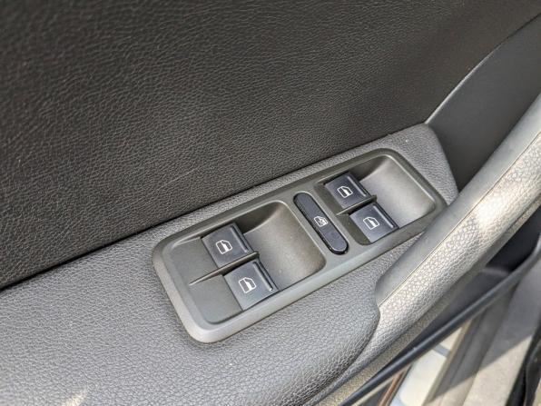 Skoda Yeti I Рестайлинг с пробегом 2015 года, цена 1 390 000 рублей, 177670 км, внедорожник, Автокод Объявления
