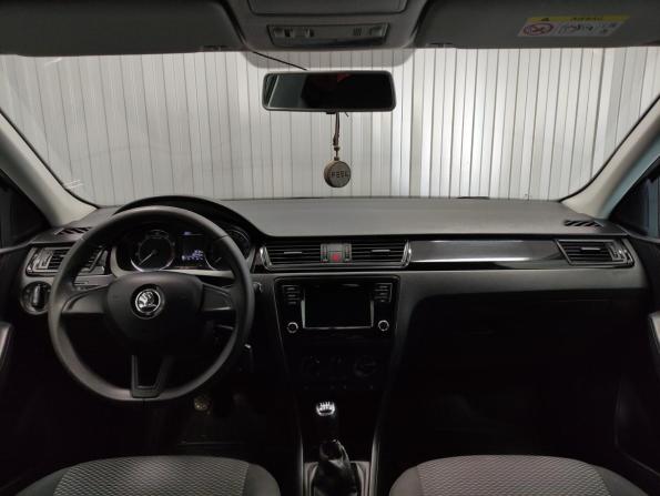 Skoda Rapid I Рестайлинг с пробегом 2019 года, цена 1 128 000 рублей, 82545 км, лифтбек, Автокод Объявления
